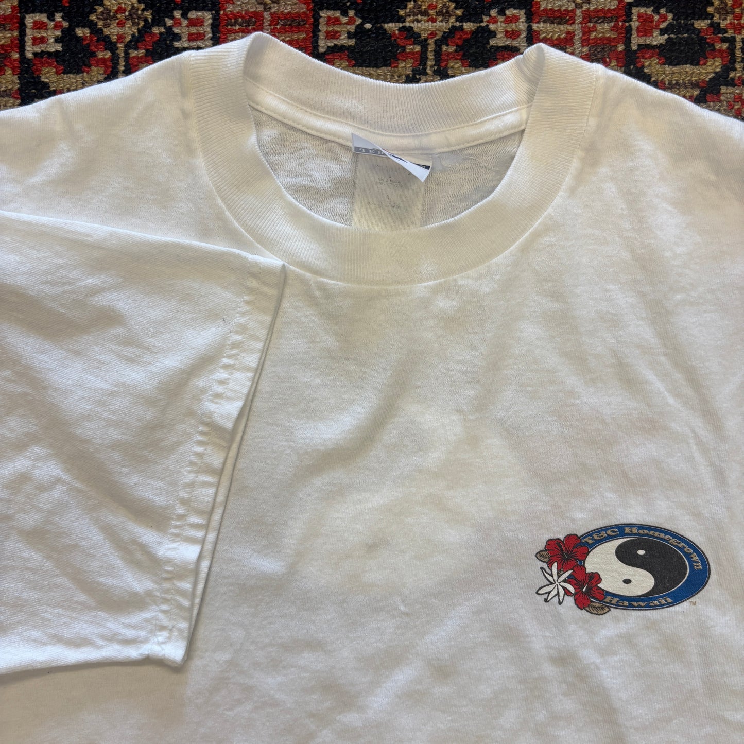1990s Vintage T&C Hawaii Yin Yang Surf Tee