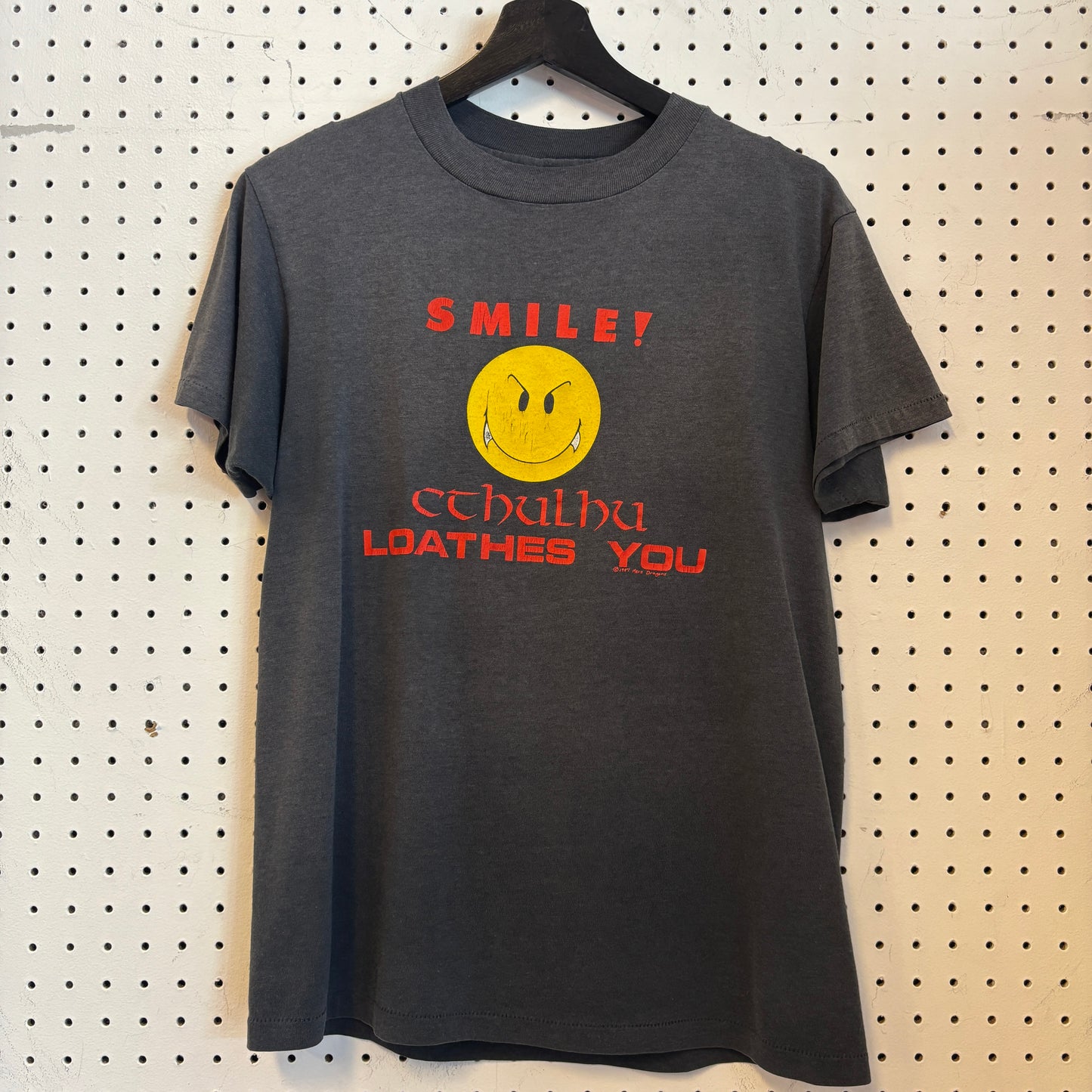 1980s Vintage Faded Smiley Cthulu Lovecraft Tee