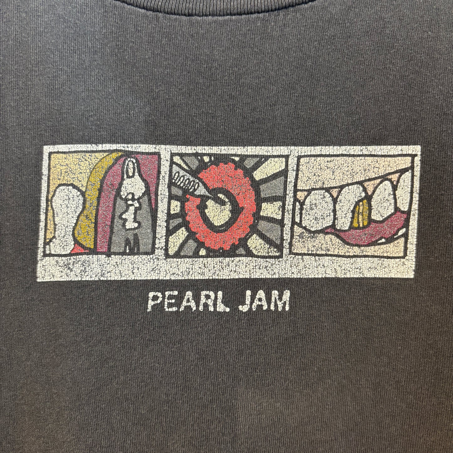 1990s Vintage Pearl Jam Faded Band Tee