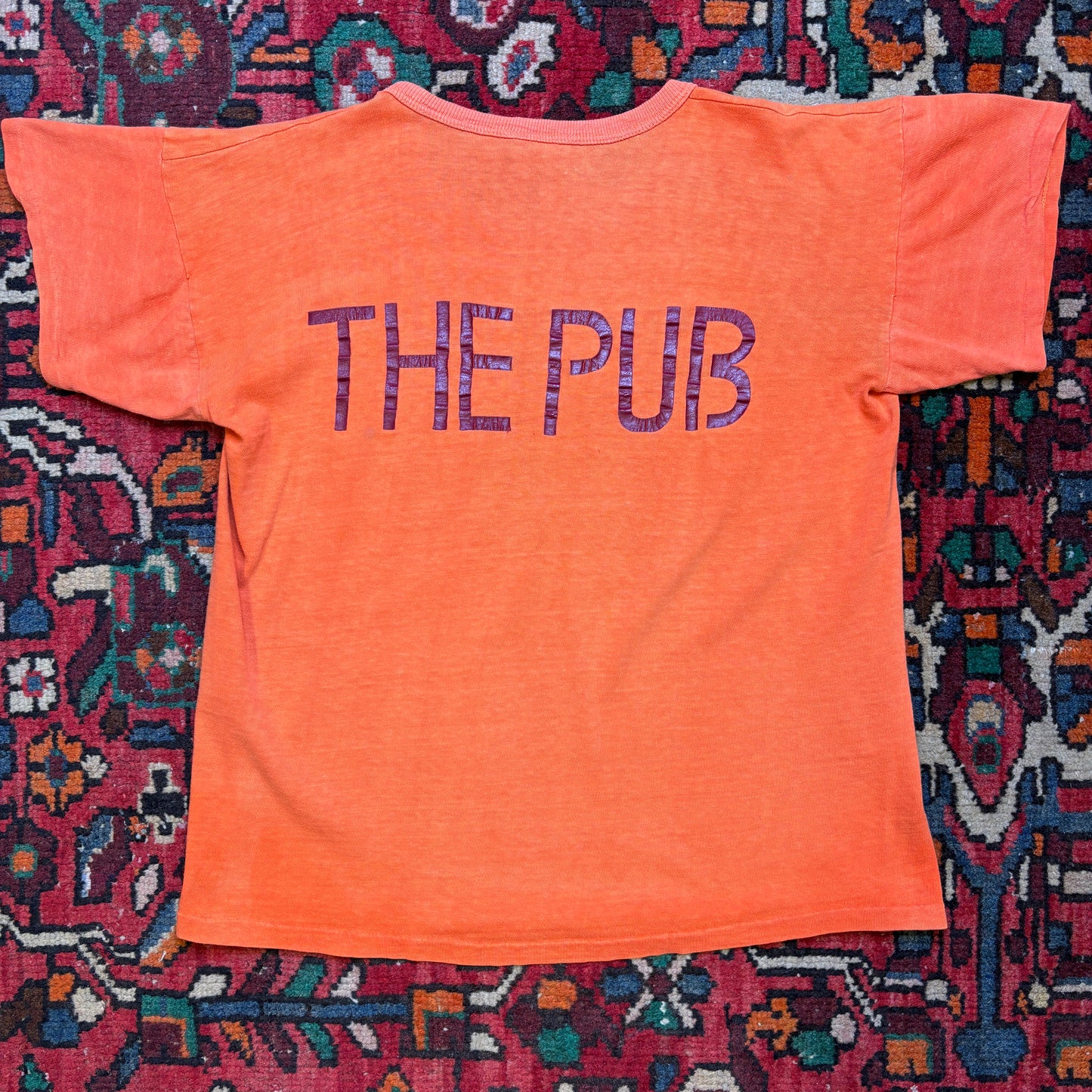 1960s 'The Pub' Mounted Collar Graphic Tee