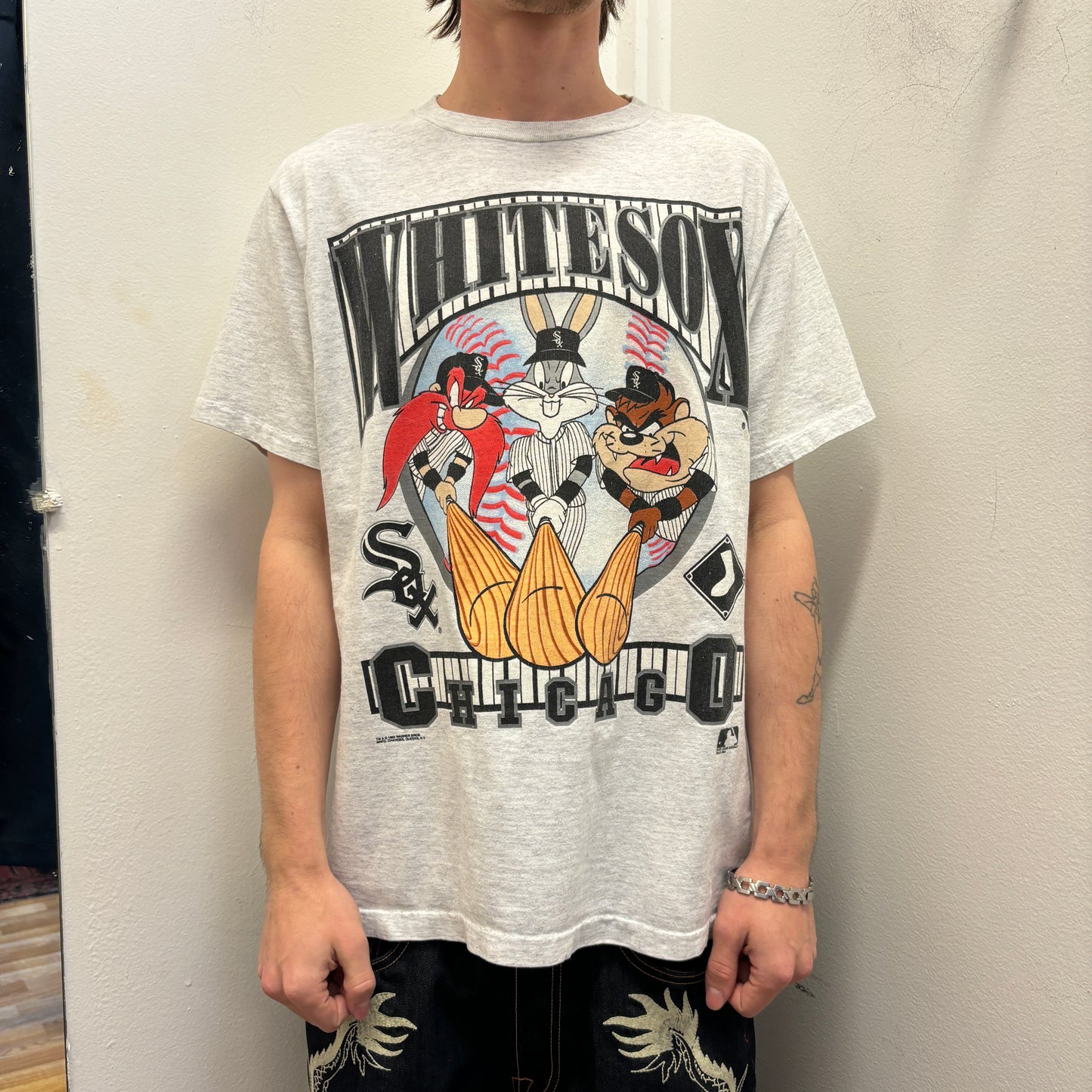 1990s Chicago White Sox Looney Toons Tee