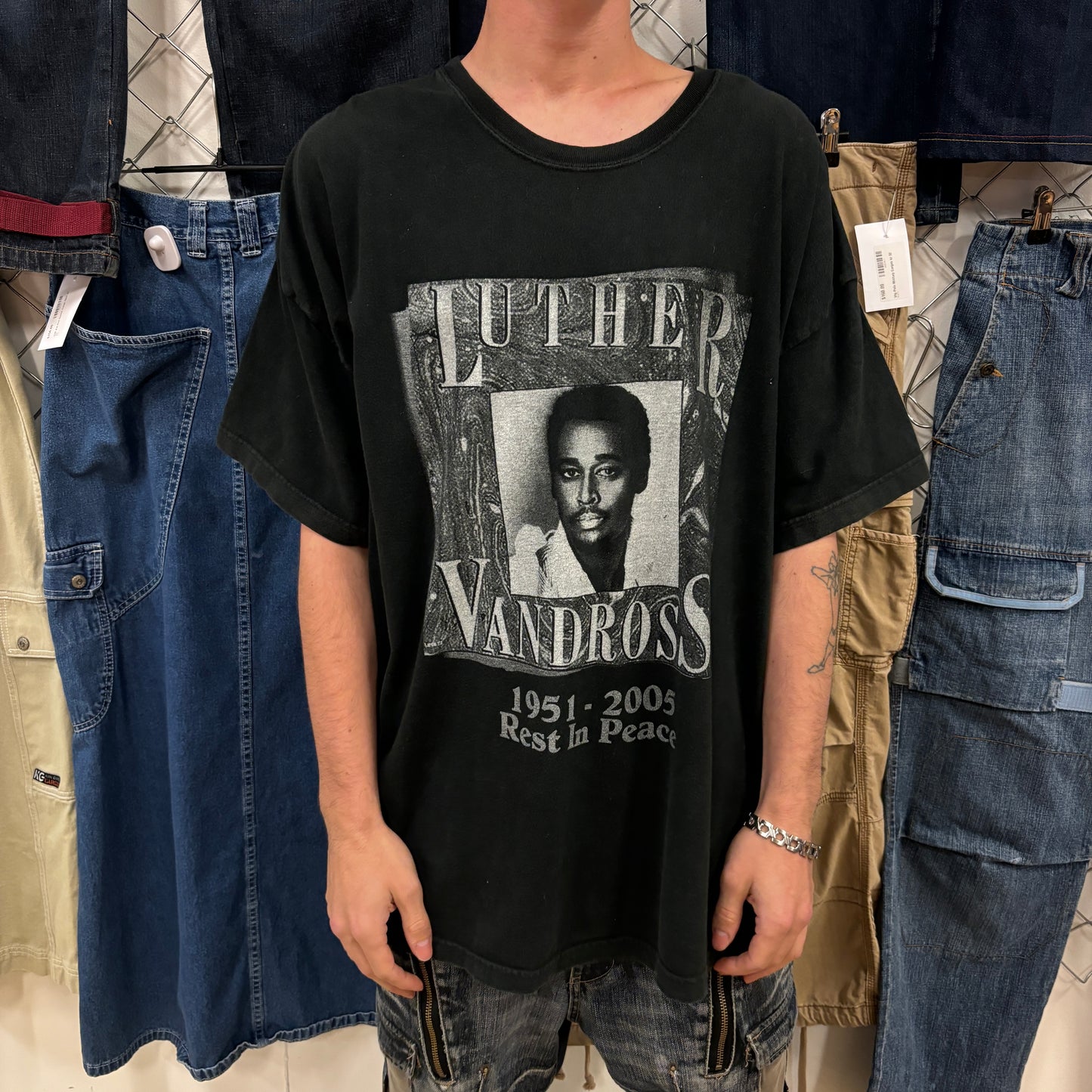2000s Luther Vandross Memorial Tee