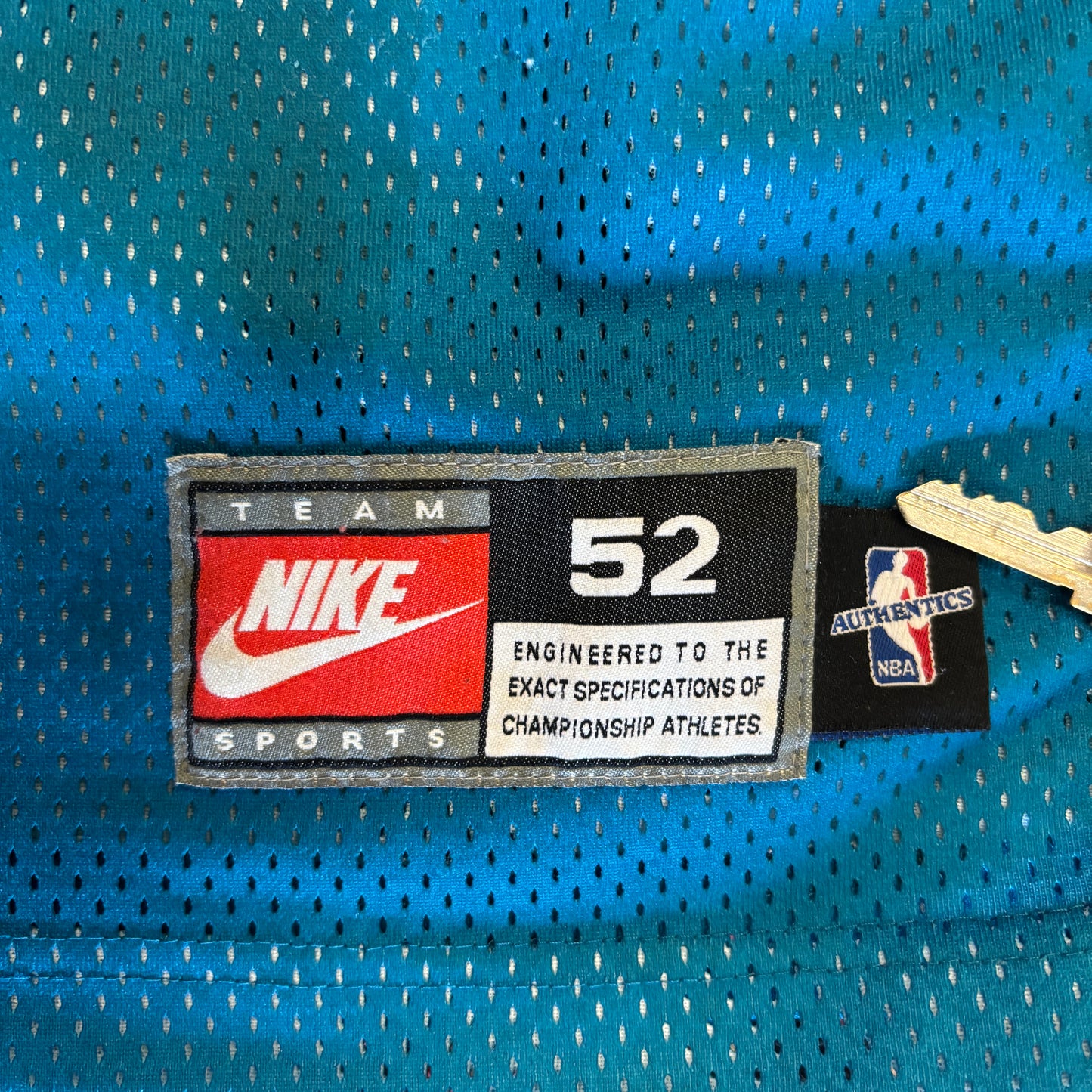 1990s Nike Detroit Pistons Jerry Stackhouse Basketball Jersey