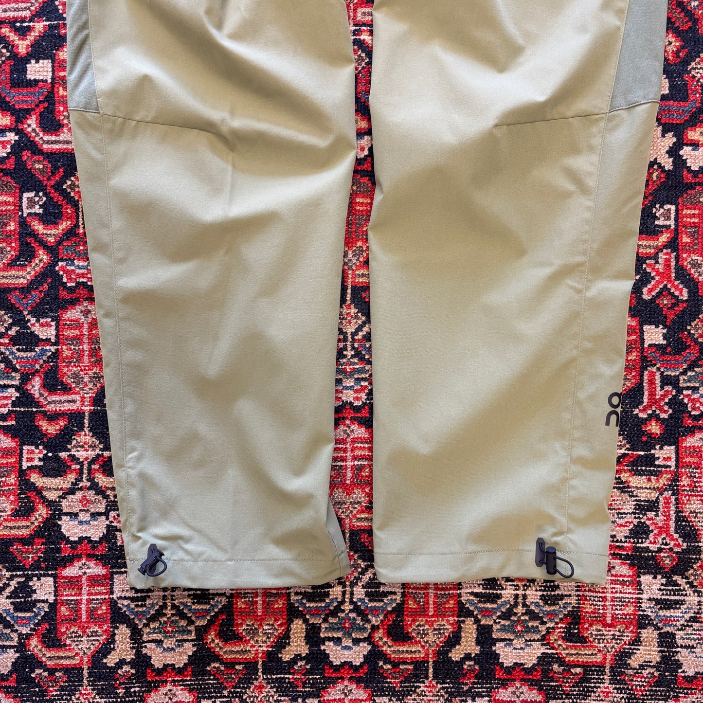 NWT ON Running Explorer Cargo Pants